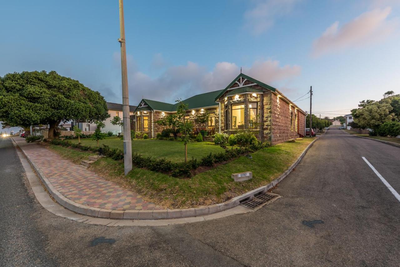 Lilla-Bett Self Catering Accommodation Mossel Bay Esterno foto